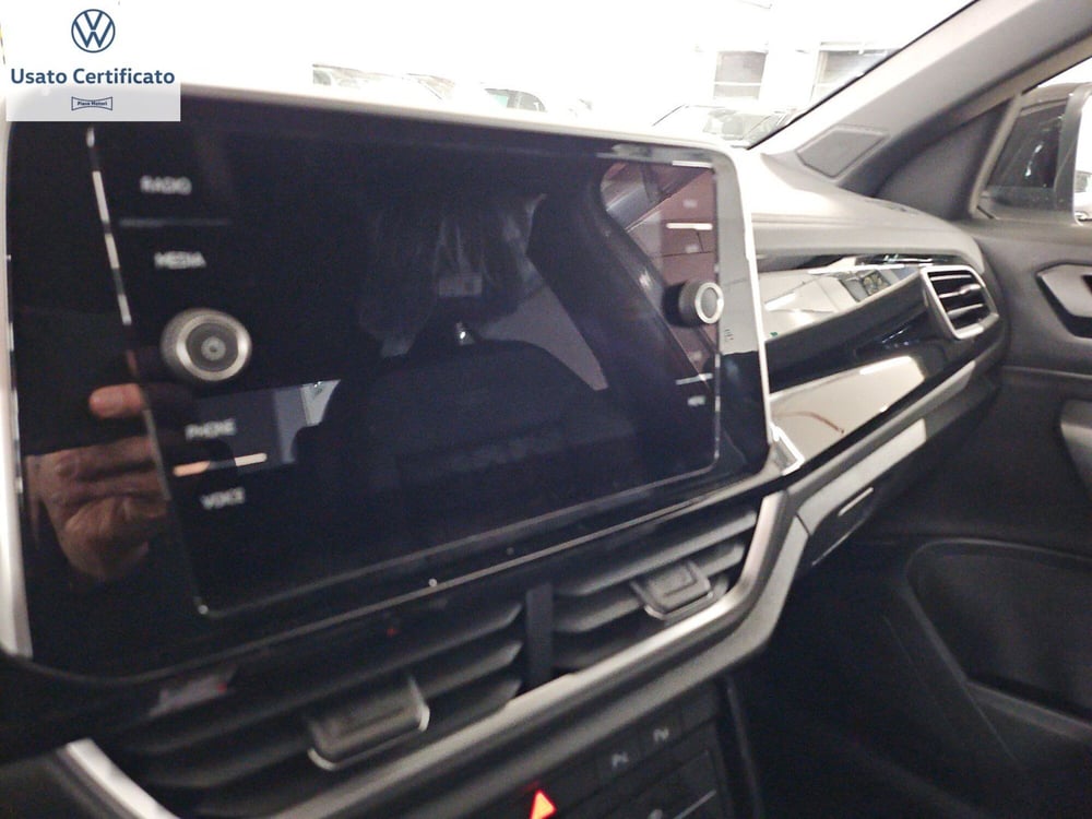 Volkswagen T-Roc nuova a Genova (14)