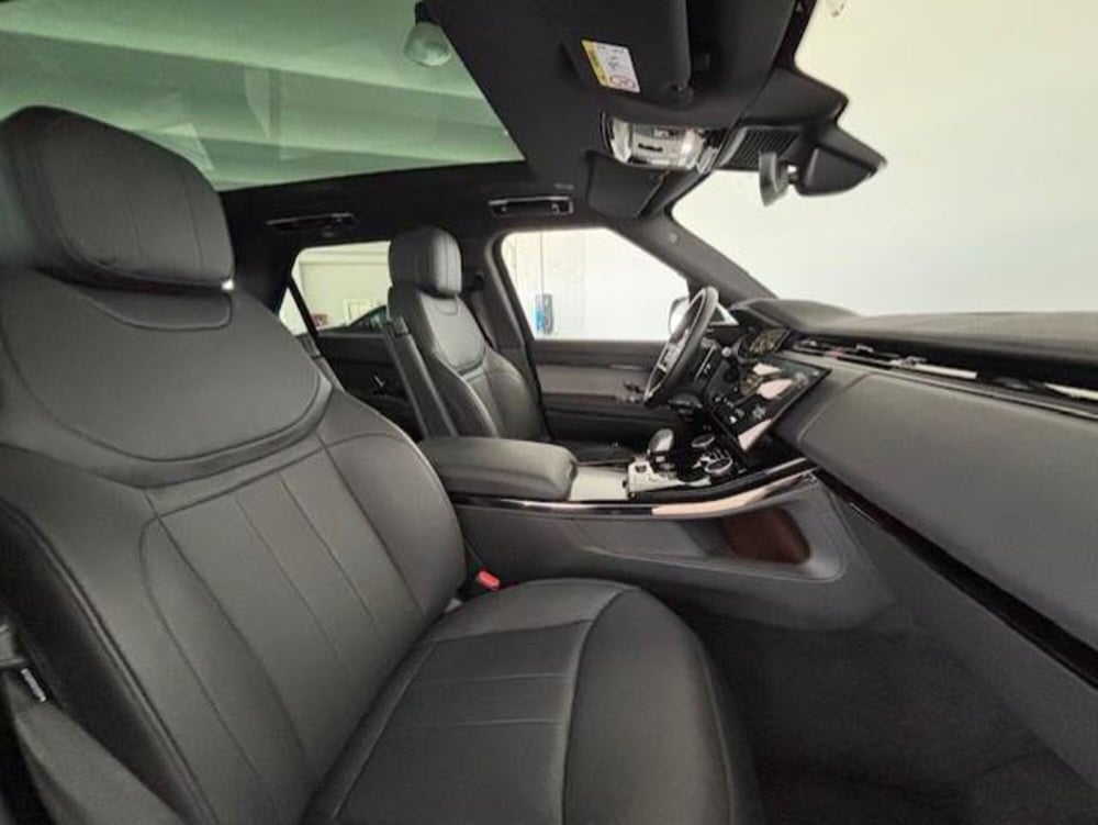 Land Rover Range Rover Sport usata a Venezia (7)