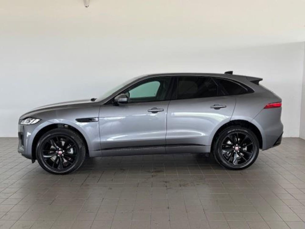 Jaguar F-Pace usata a Venezia (4)