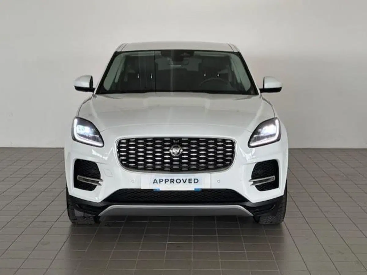 Jaguar E-Pace usata a Venezia (2)