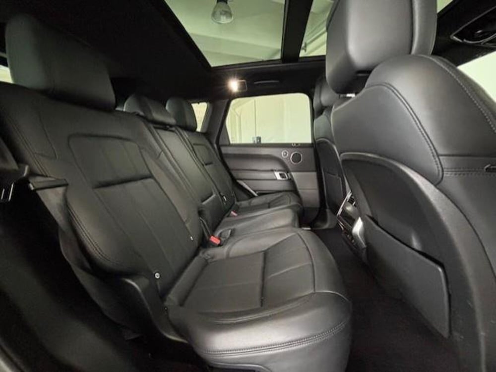 Land Rover Range Rover Sport usata a Venezia (7)