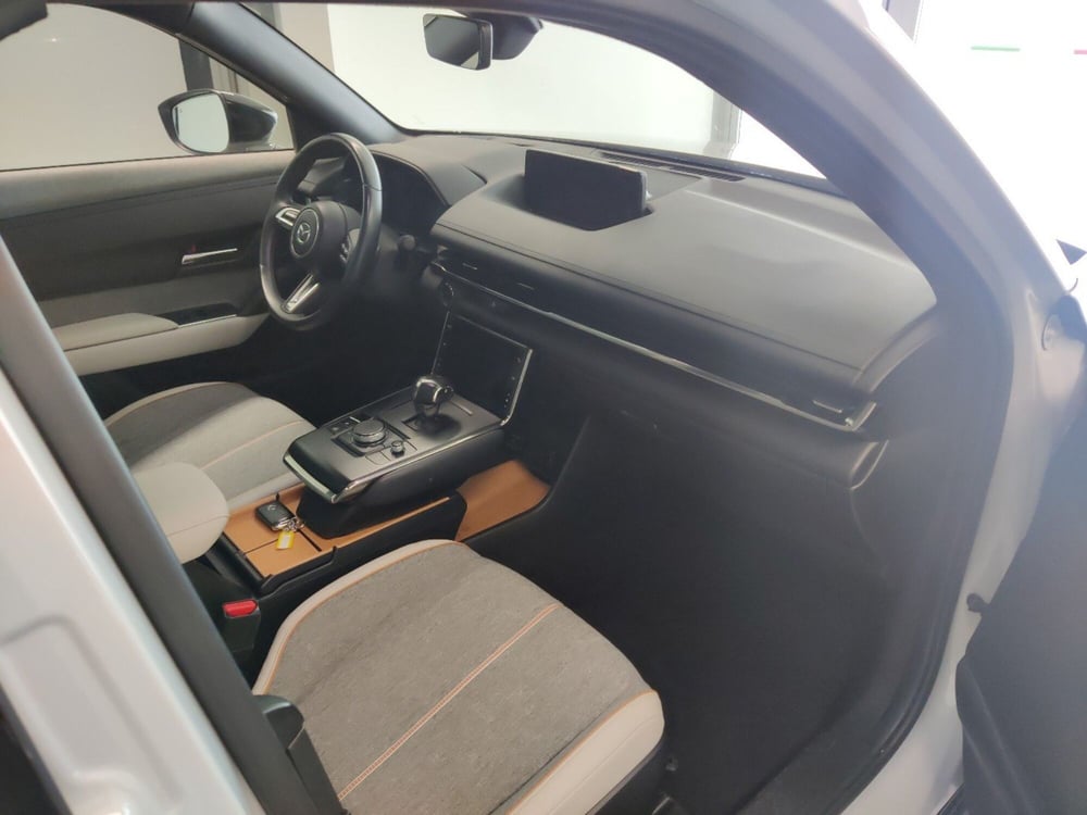 Mazda MX-30 usata a Arezzo (10)