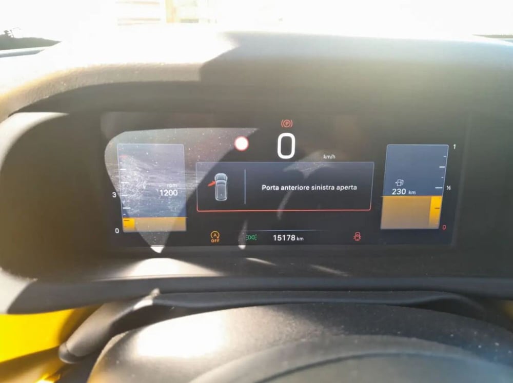 Jeep Avenger usata a Latina (4)