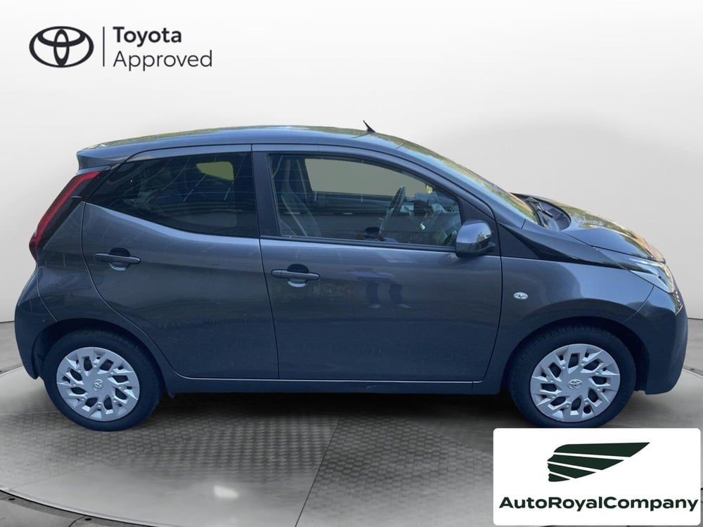 Toyota Aygo usata a Roma (6)