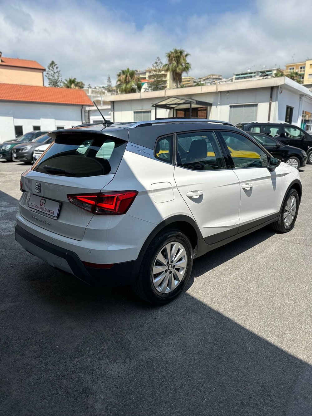 SEAT Arona usata a Imperia (2)