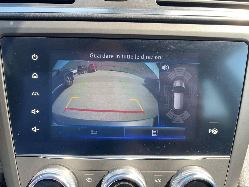Renault Kadjar usata a Milano (19)