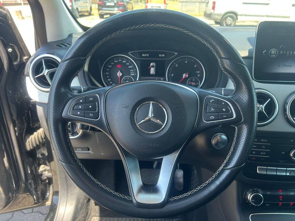 Mercedes-Benz Classe B usata a Milano (12)