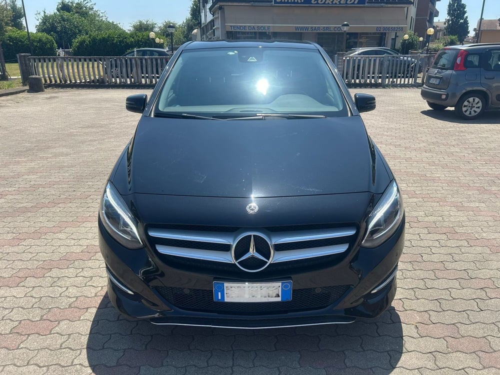 Mercedes-Benz Classe B usata a Milano (8)