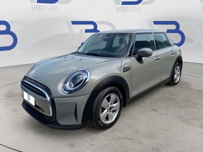 MINI Mini 1.5 Cooper Business 5 porte del 2021 usata a Settala