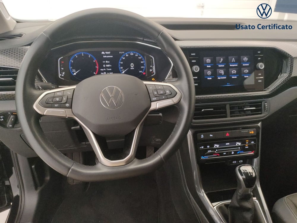 Volkswagen T-Cross usata a Varese (15)