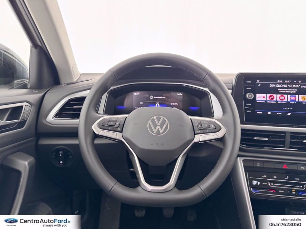 Volkswagen T-Roc nuova a Roma (18)