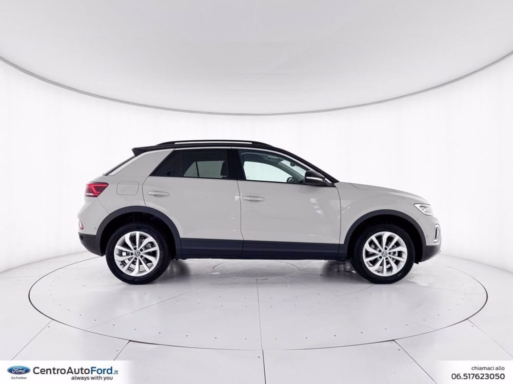 Volkswagen T-Roc nuova a Roma (5)