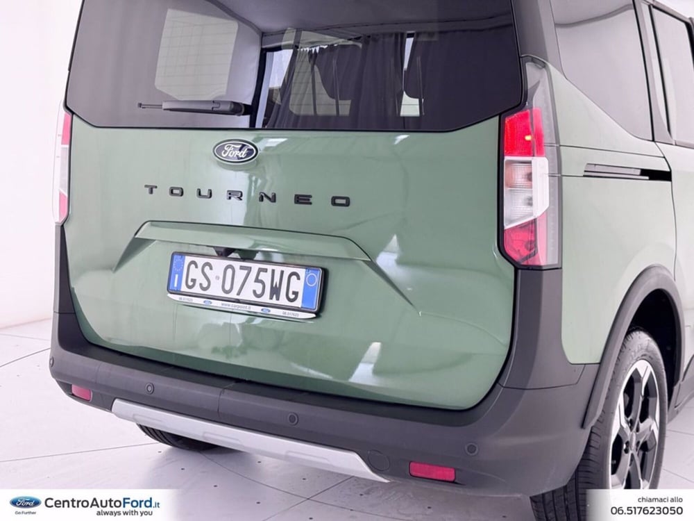 Ford Tourneo Courier usata a Roma (17)