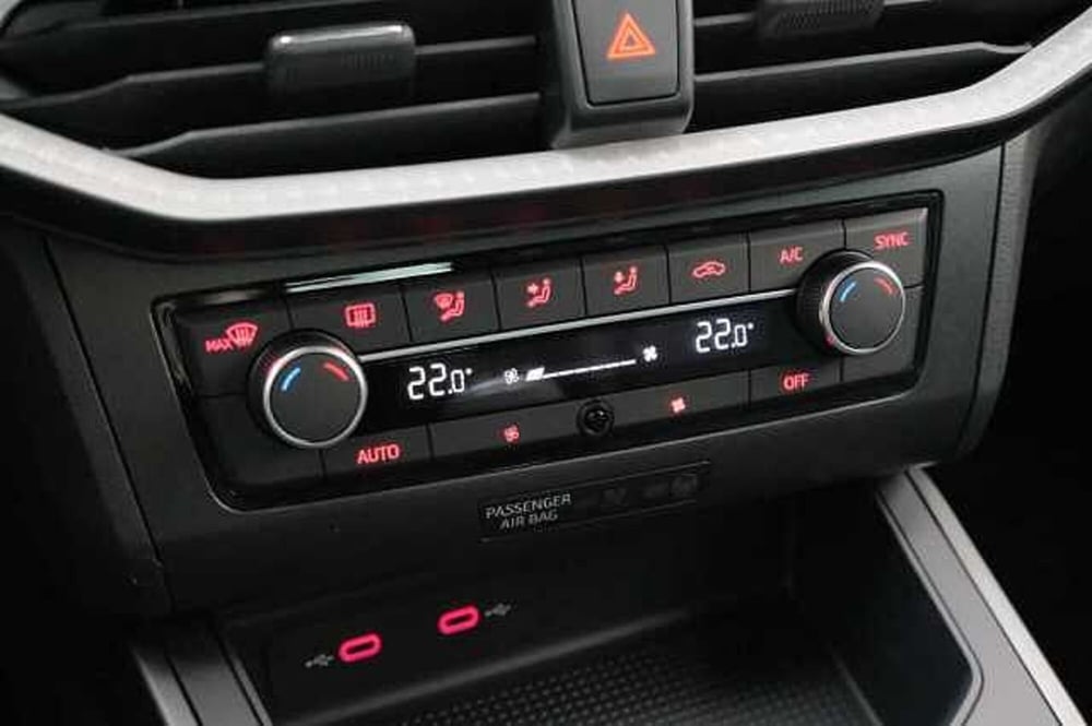 SEAT Ibiza nuova a Varese (14)