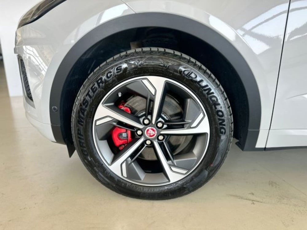 Jaguar E-Pace usata a Modena (9)