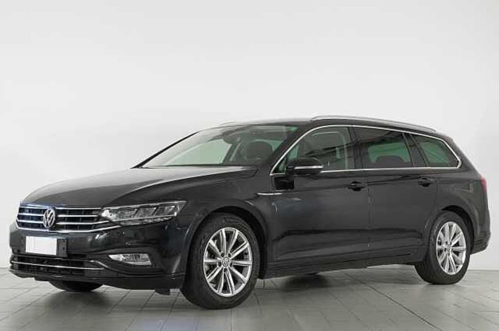 Volkswagen Passat Variant usata a Como