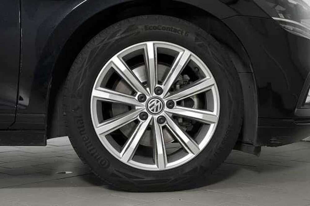 Volkswagen Passat Variant usata a Como (9)
