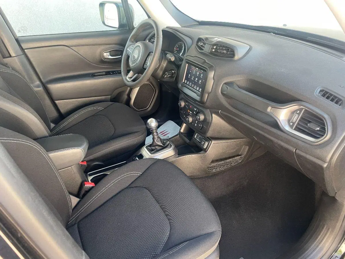 Jeep Renegade usata a Lecce (16)
