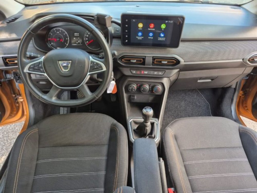Dacia Sandero usata a Bologna (6)