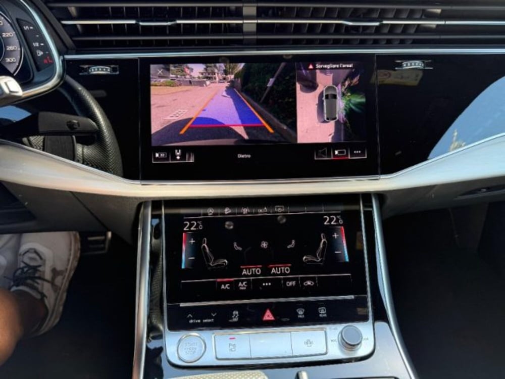 Audi Q8 usata a Bologna (16)