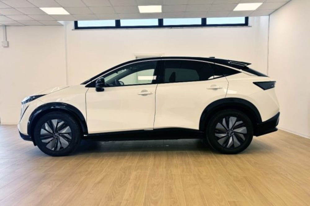 Nissan Ariya usata a Latina (4)