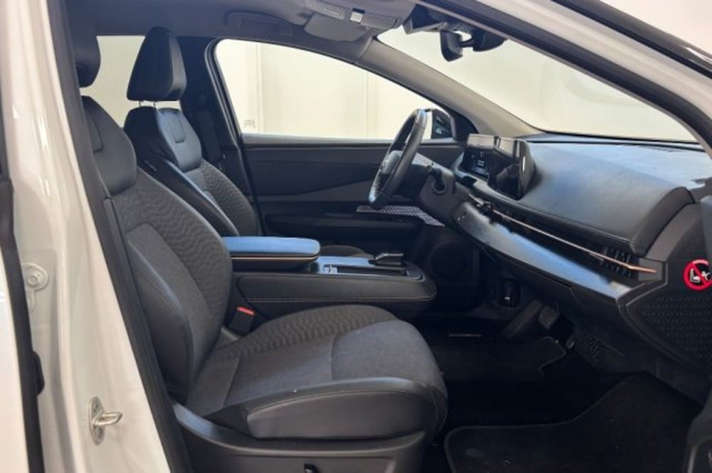 Nissan Ariya usata a Latina (8)