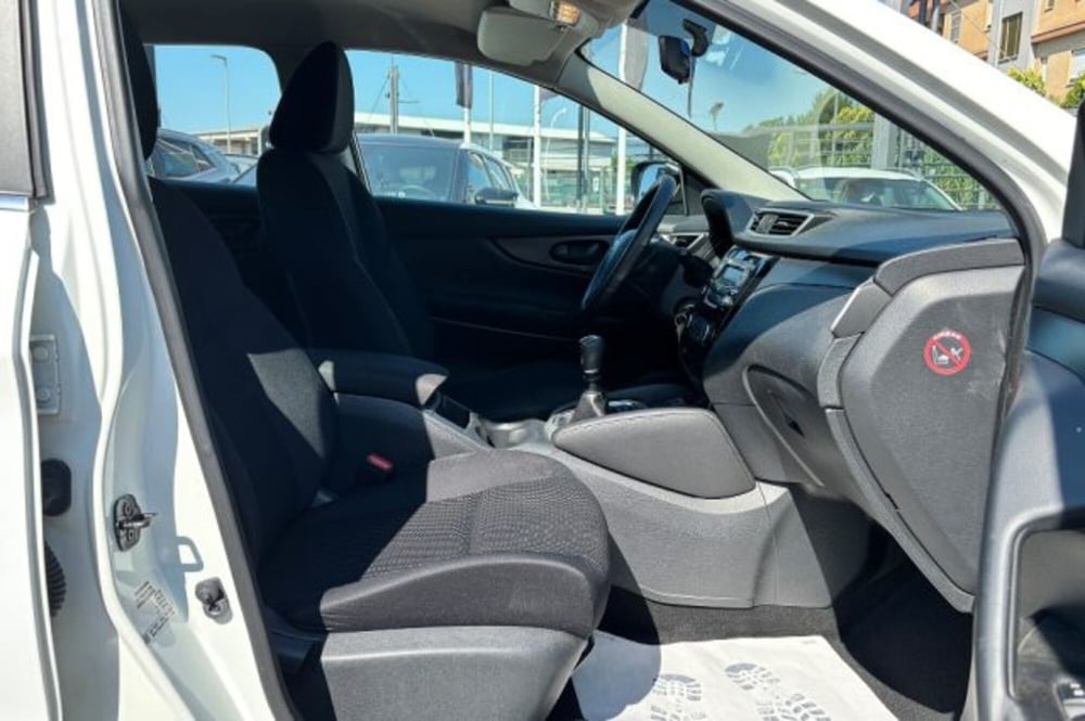 Nissan Qashqai usata a Latina (8)
