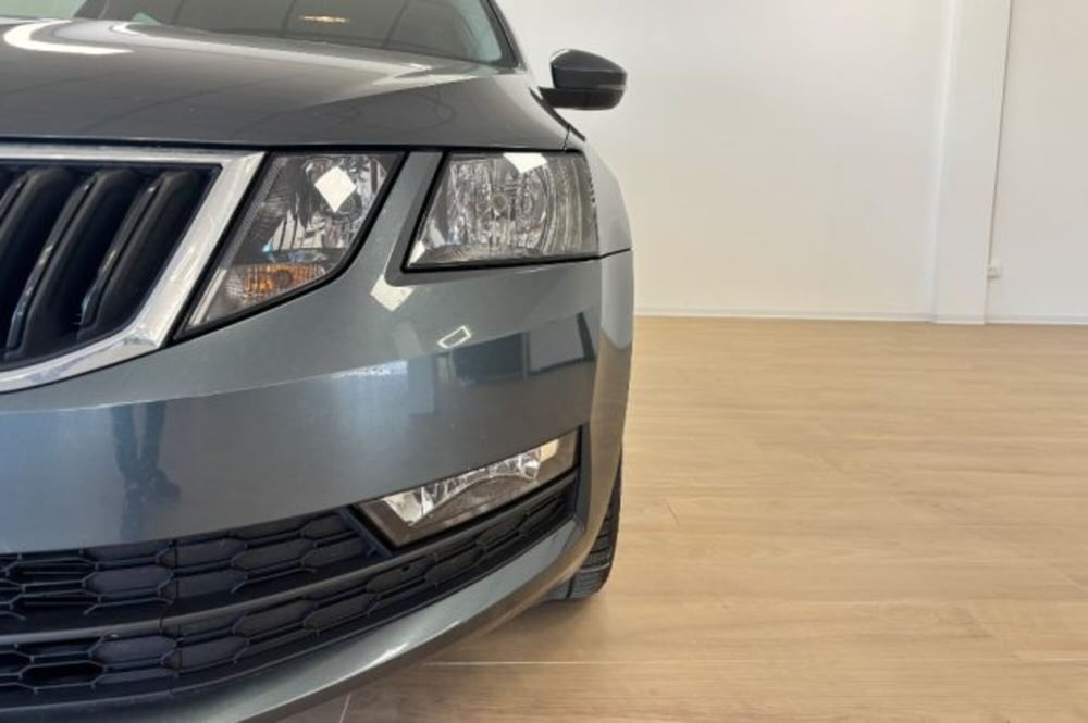 Skoda Octavia Station Wagon usata a Latina (11)