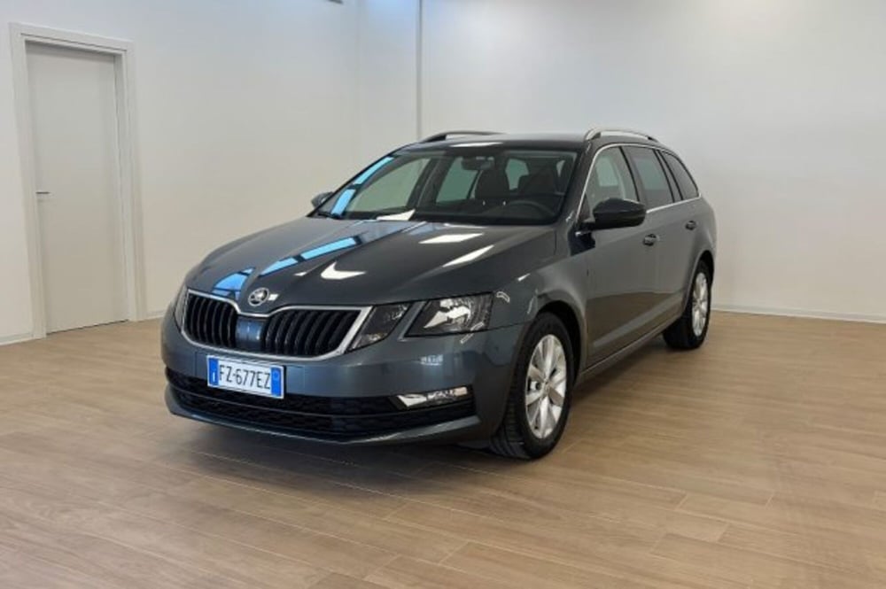 Skoda Octavia Station Wagon usata a Latina (3)