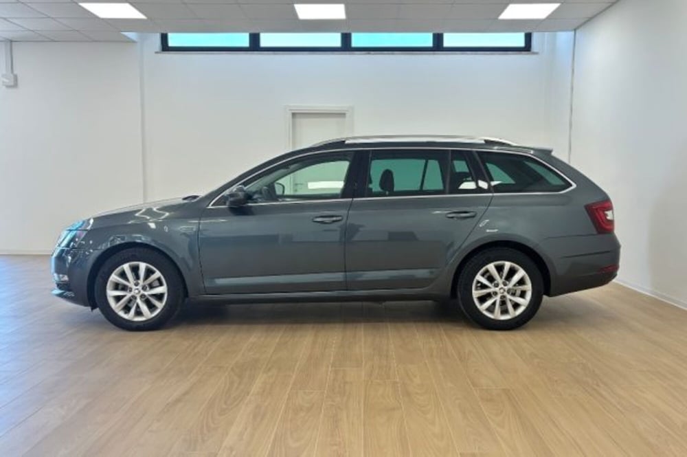 Skoda Octavia Station Wagon usata a Latina (4)