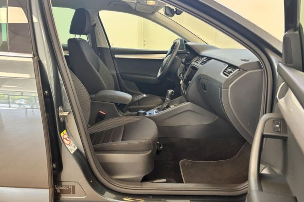 Skoda Octavia Station Wagon usata a Latina (8)