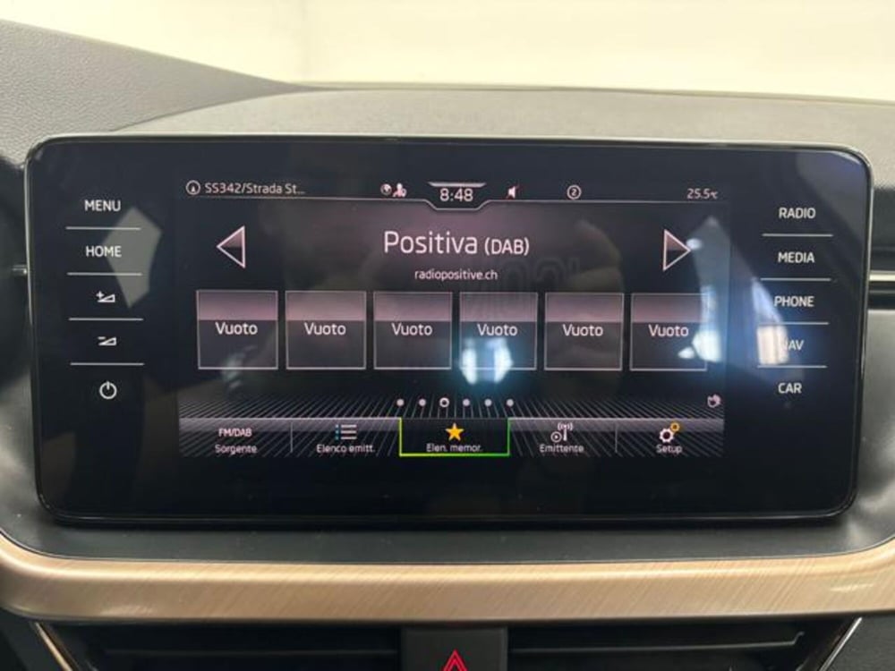 Skoda Kamiq usata a Como (13)