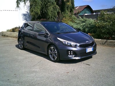 Kia cee&#039;d 1.0 T-GDI 120 CV 5 porte EcoDynamics GT Line del 2016 usata a Novara