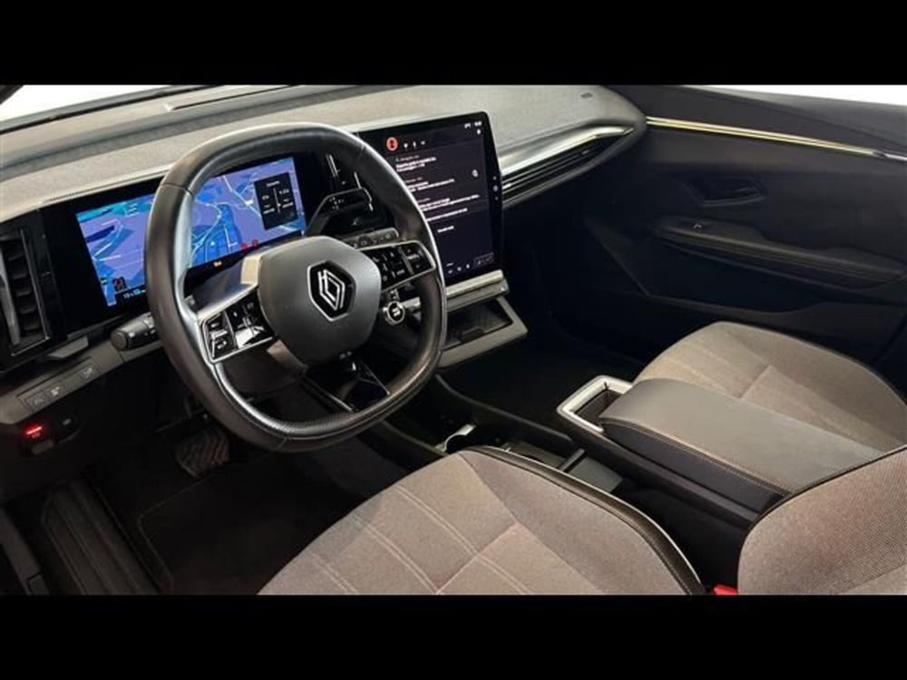 Renault Megane E-Tech Electric usata a Firenze (10)