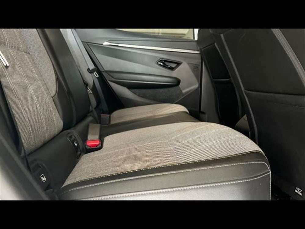 Renault Megane E-Tech Electric usata a Firenze (14)
