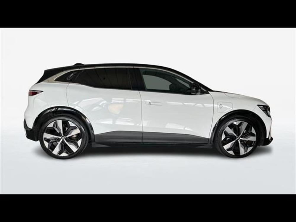 Renault Megane E-Tech Electric usata a Firenze (4)