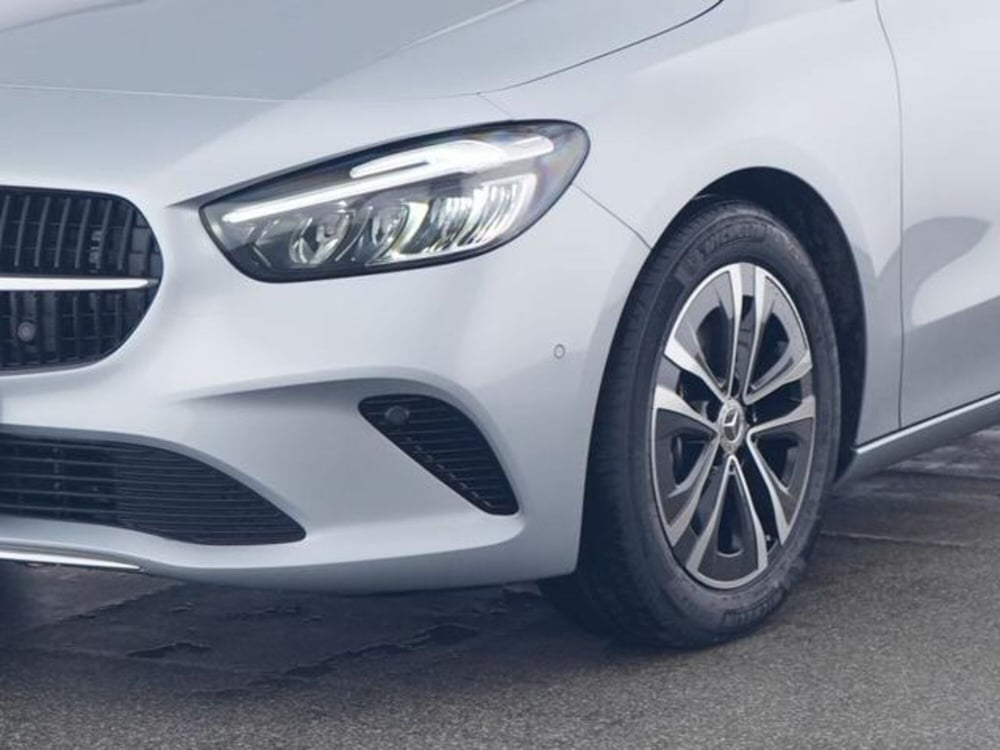 Mercedes-Benz Classe B usata a Milano (5)