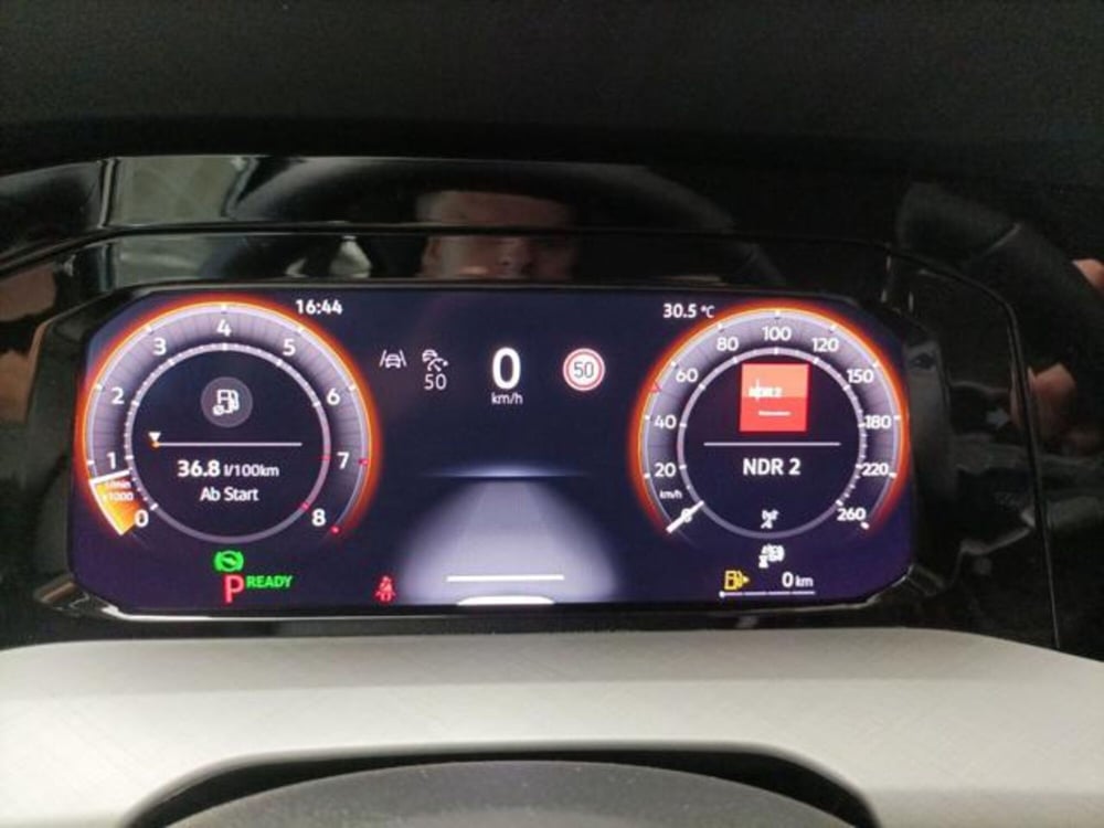 Volkswagen Golf Variant usata a Milano (16)