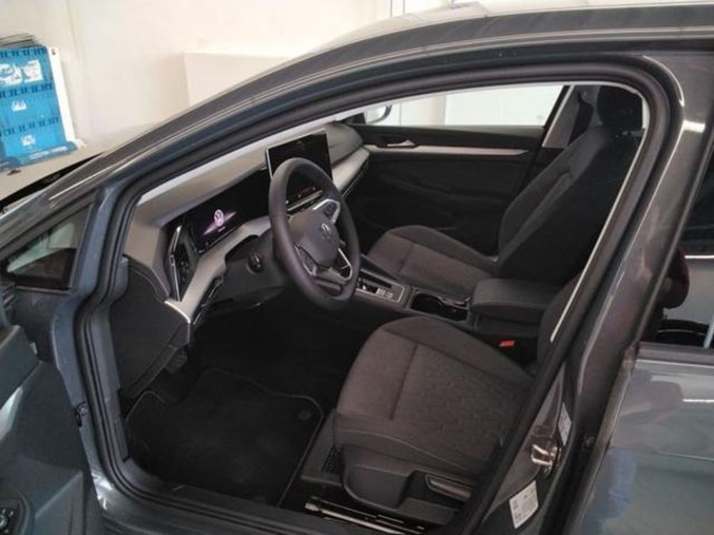 Volkswagen Golf Variant usata a Milano (8)