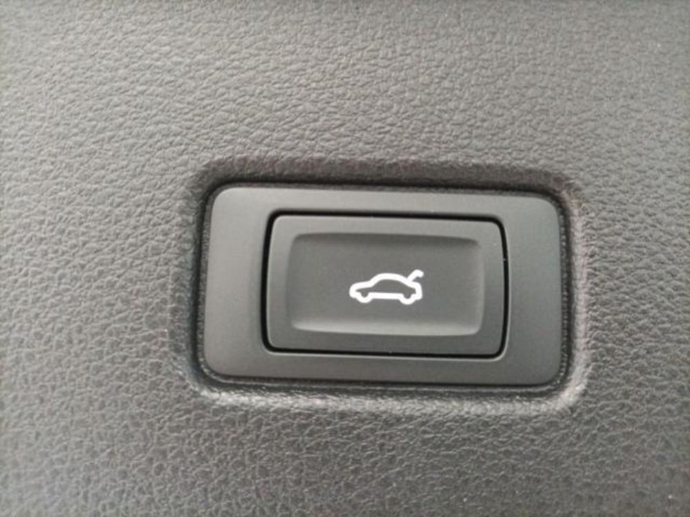 Audi Q5 Sportback usata a Milano (19)