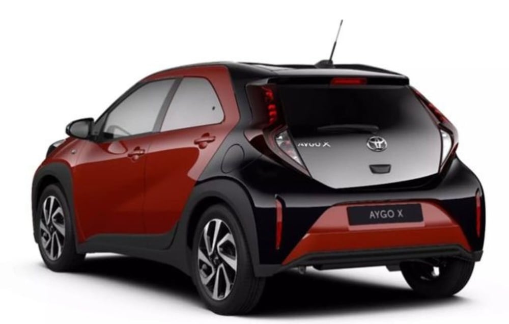 Toyota Aygo X nuova a Roma (3)