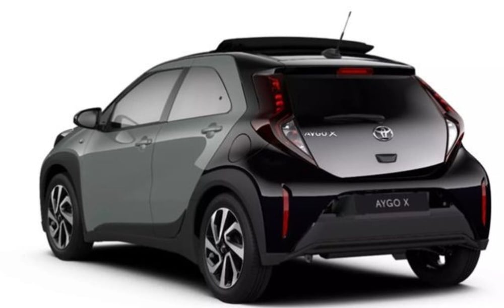 Toyota Aygo X nuova a Roma (3)