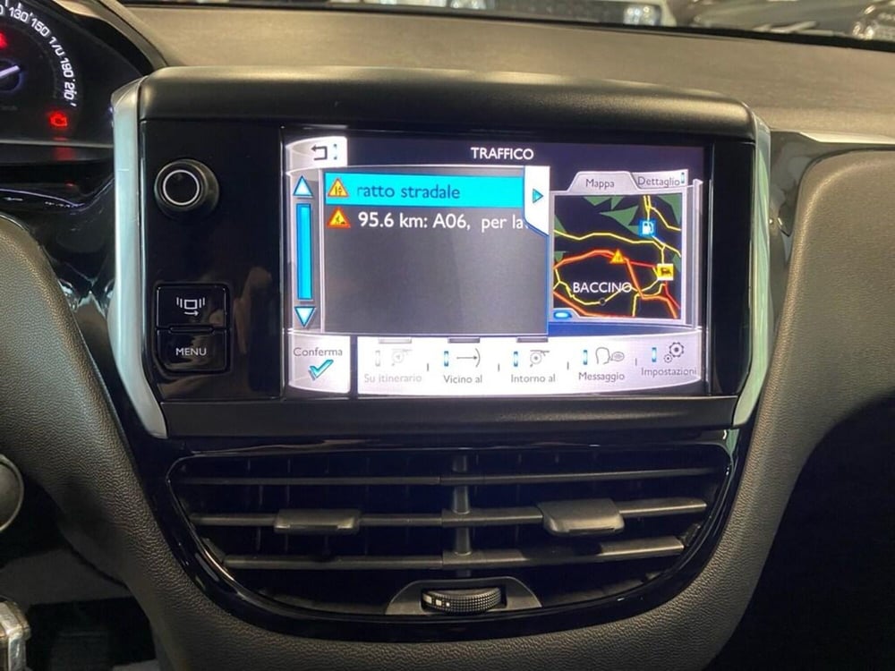 Peugeot 208 usata a Torino (9)