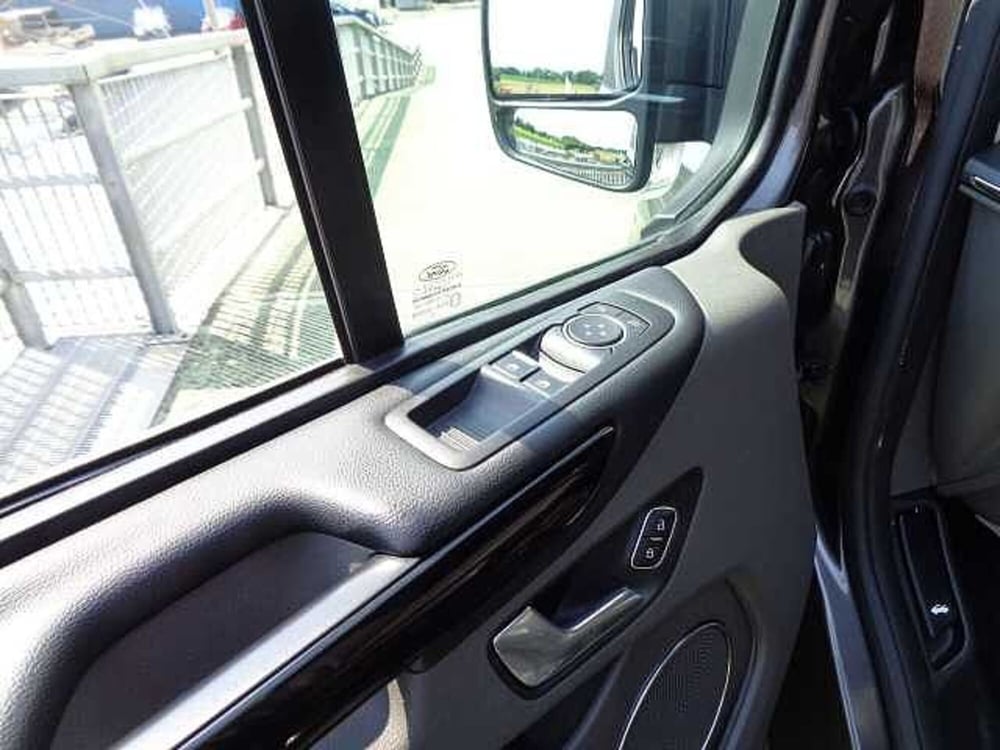 Ford Tourneo Custom usata a Treviso (8)
