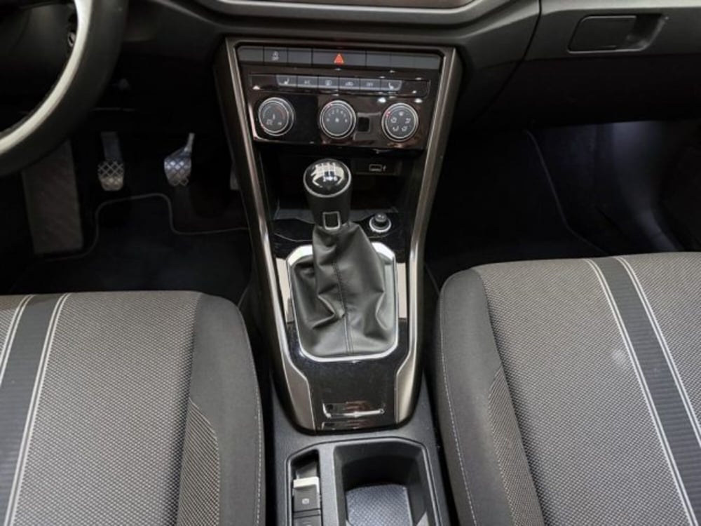 Volkswagen T-Roc usata a Modena (9)