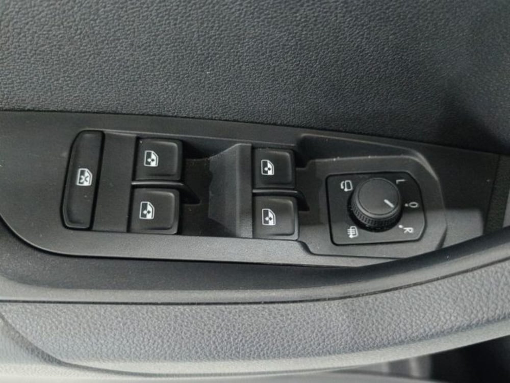 Skoda Karoq usata a Catania (19)