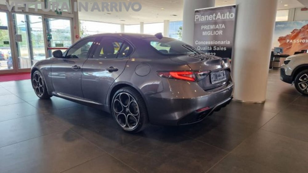 Alfa Romeo Giulia nuova a Modena (3)