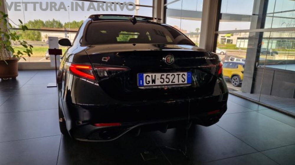 Alfa Romeo Giulia nuova a Modena (7)