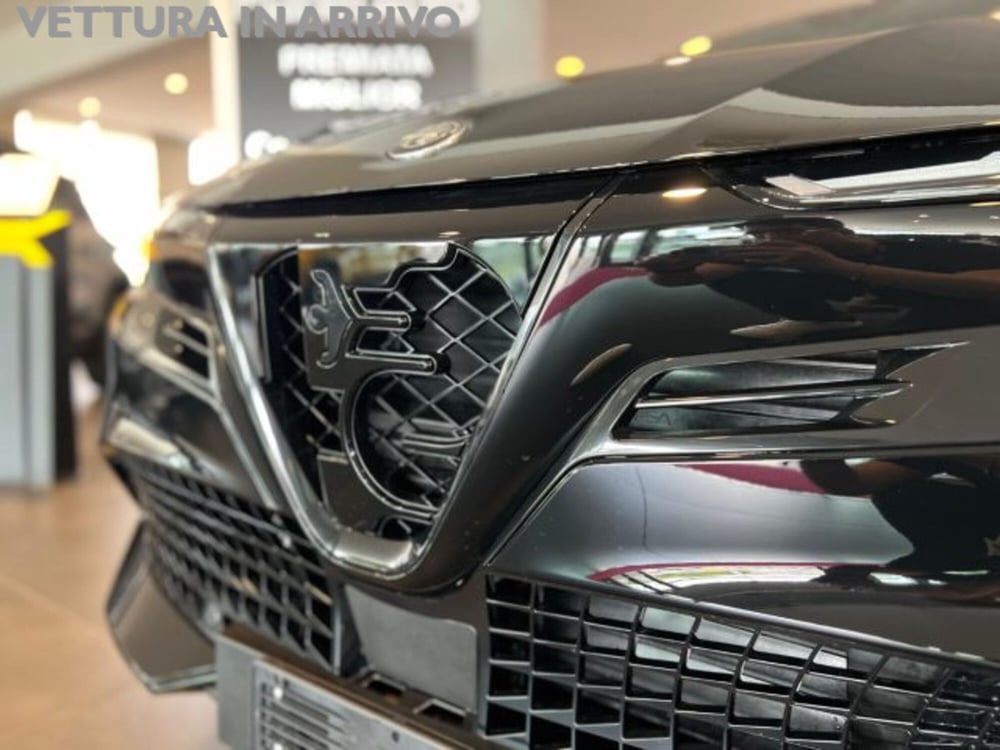 Alfa Romeo Junior nuova a Modena (5)