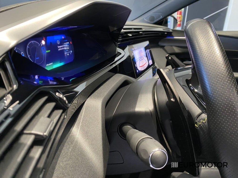 Peugeot 408 usata a Bari (15)